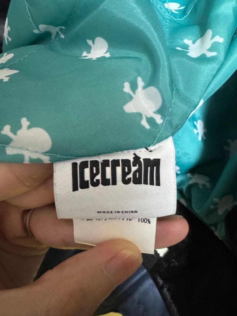 ICECREAM アイスクリーム スタジャン サテンジャケット ジャンパー