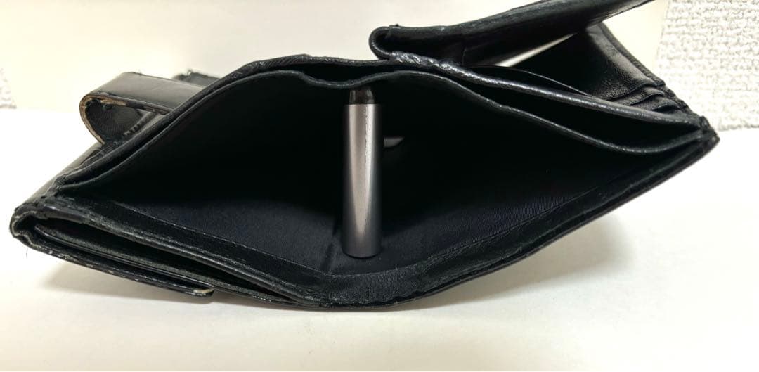 Dior ディオール　ブラック エナメル　トロッター　二つ折り財布　Wホック