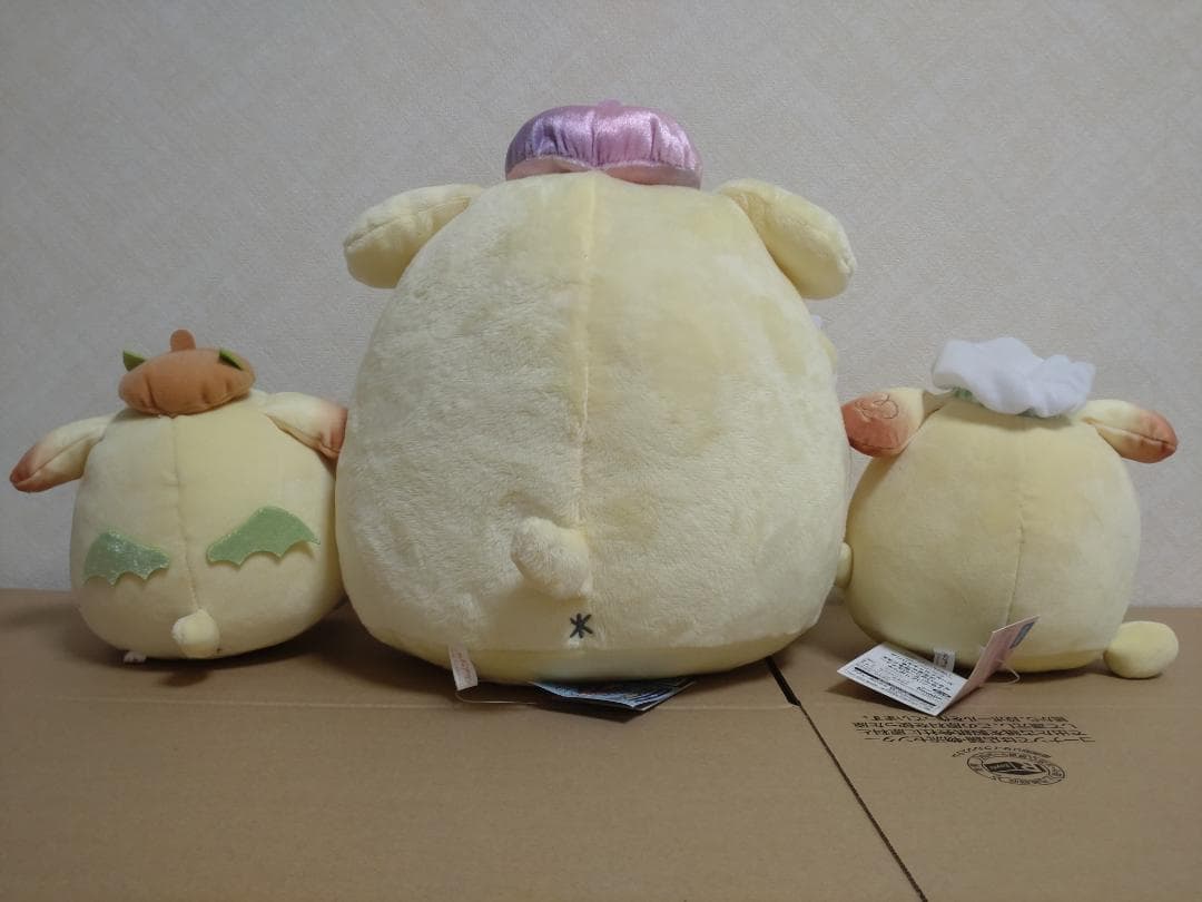 ポムポムプリン　ぬいぐるみ　まとめ売り　８点