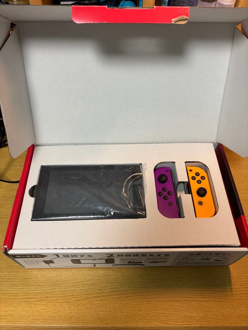 Nintendo Switch 本体セット（Joy-Con パープル・オレンジ）