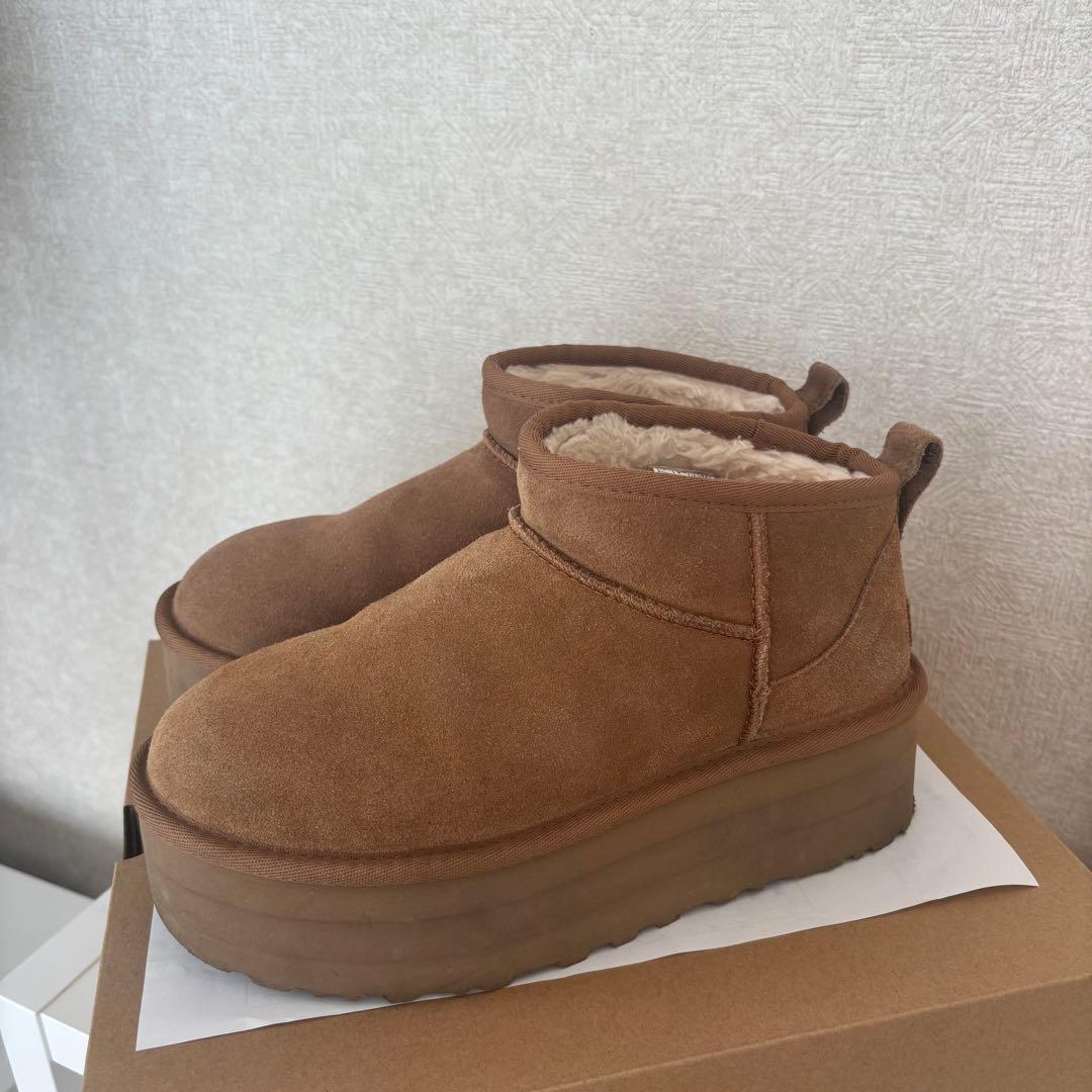 箱付き　UGG アグ　ウルトラミニフォーム　ムートンブーツ　厚底　キャメル