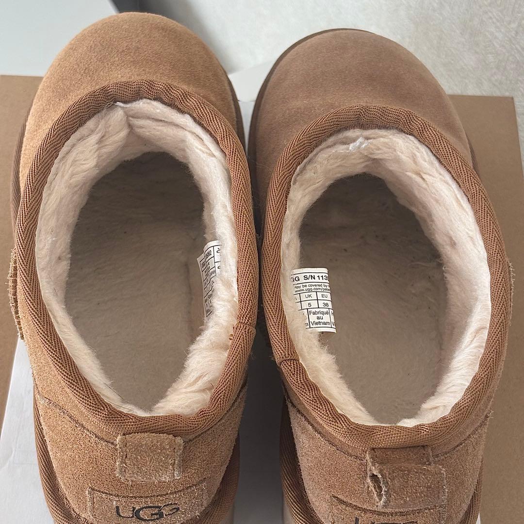 箱付き　UGG アグ　ウルトラミニフォーム　ムートンブーツ　厚底　キャメル