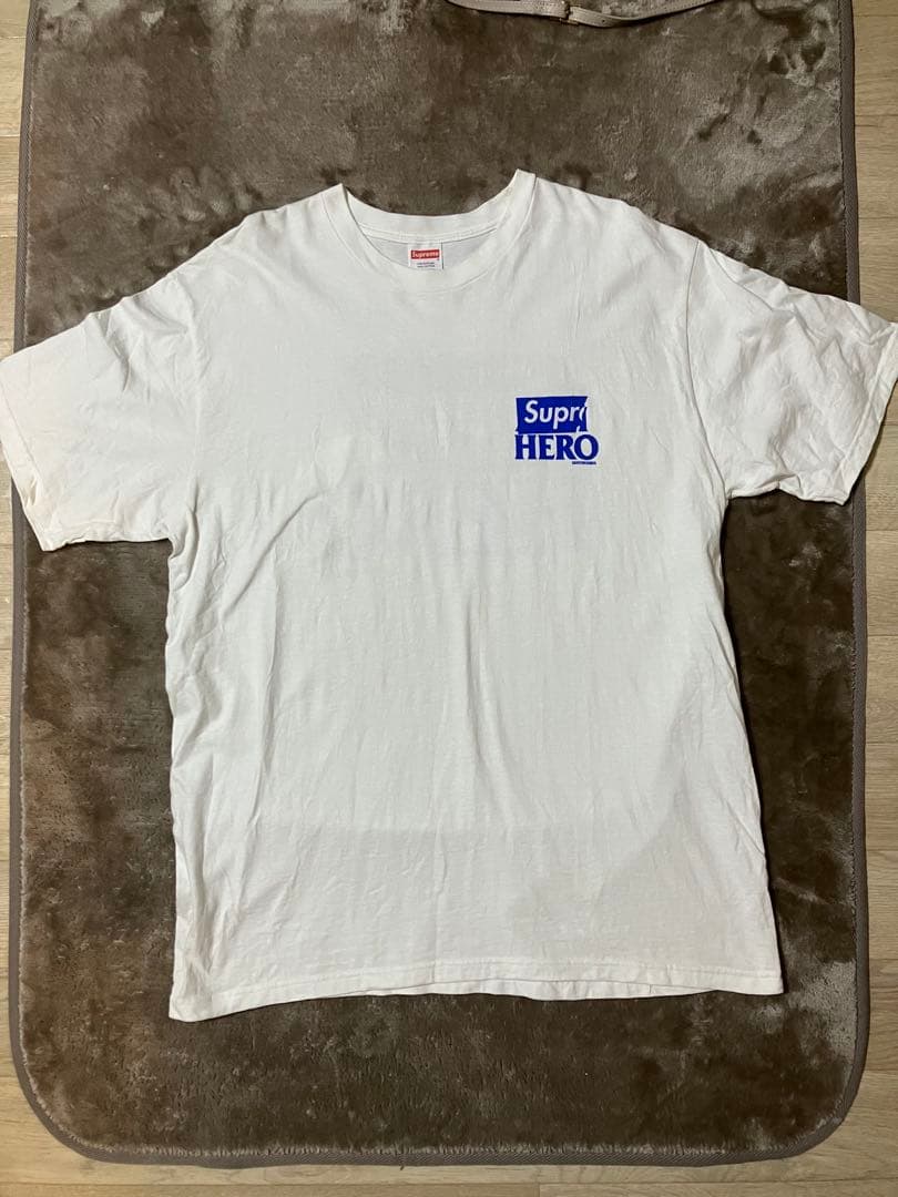 Supreme ANTIHERO Tシャツ