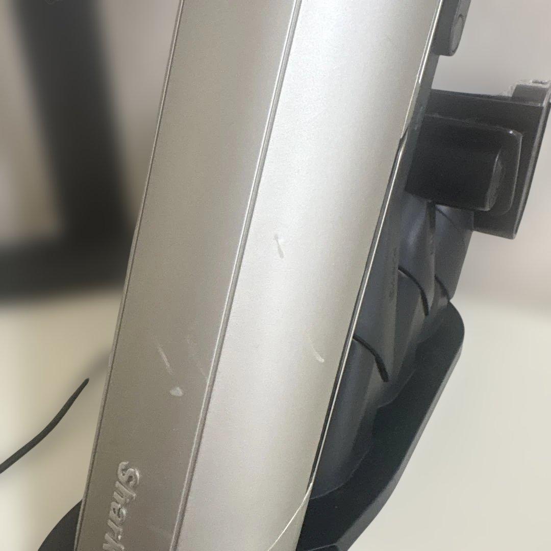 シャークEVOPOWEREXハンディクリーナー シルバー　モデルWV406JGG