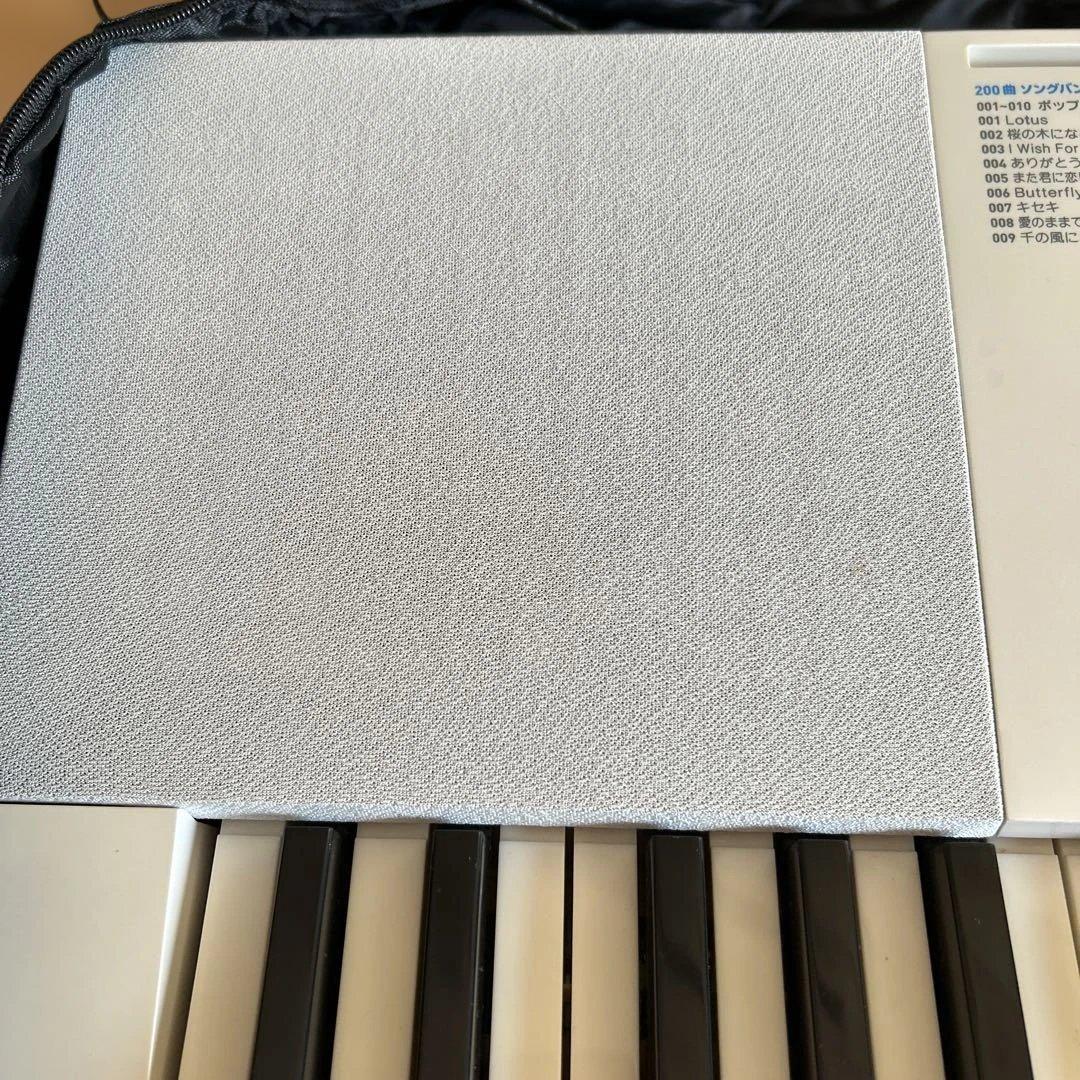 美品　CASIO 光ナビゲーションキーボード　LK-211 持ち運びカバー付