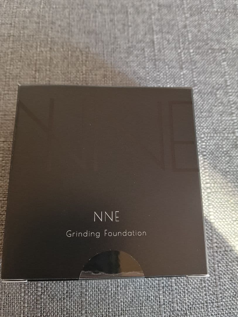 【新品未開封】NNE グラインディングファンデーション ニュートラル　ケース付き