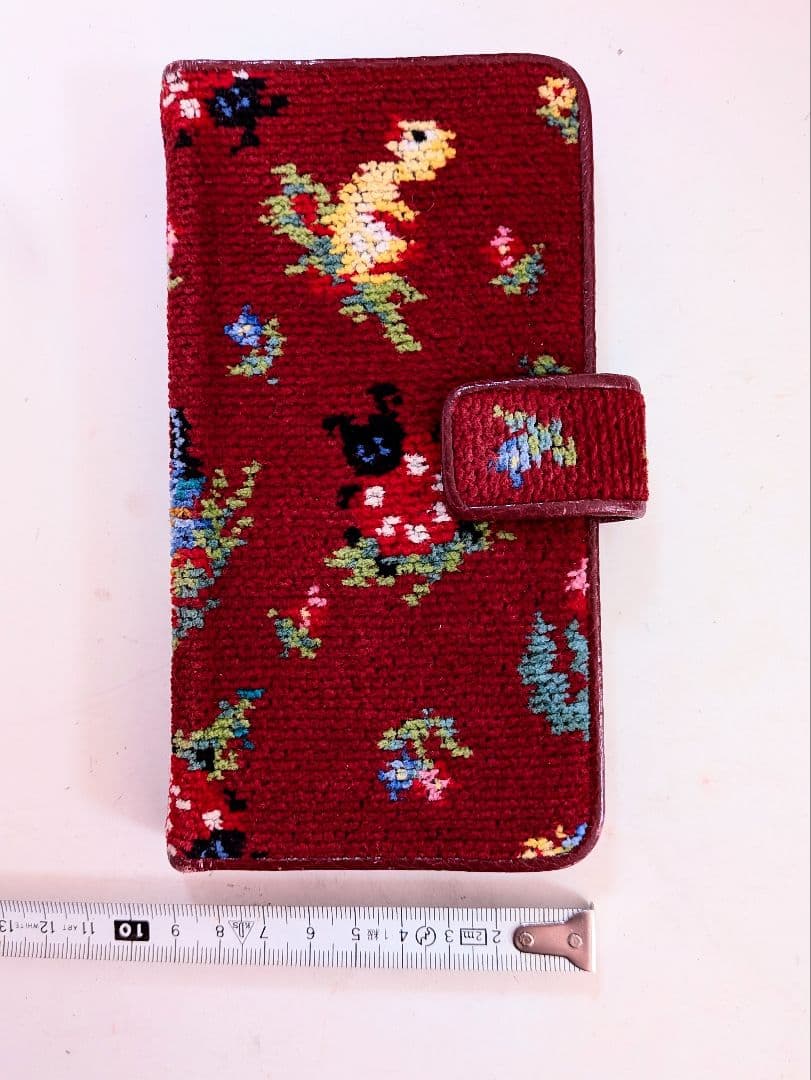 フェイラー　ハイジ　スマホケース　スマホカバー　ダークレッド