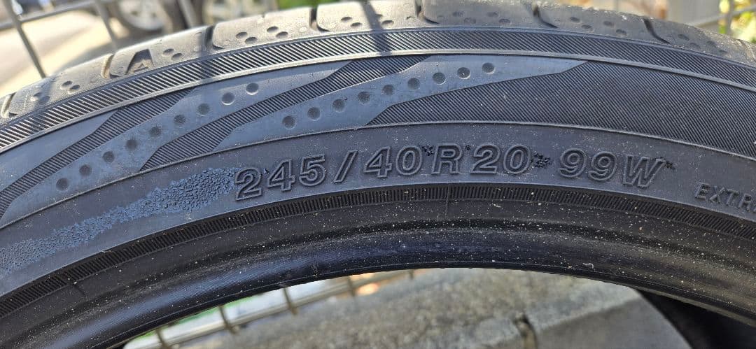 YOKOHAMA　RV02　245/40/R20 21年製2個口発送送料込み①