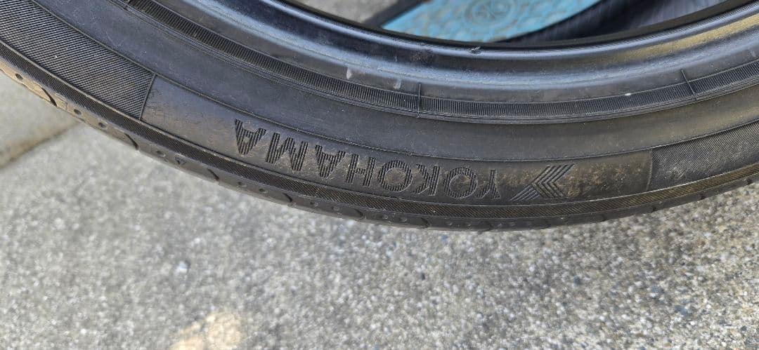 YOKOHAMA　RV02　245/40/R20 21年製2個口発送送料込み①