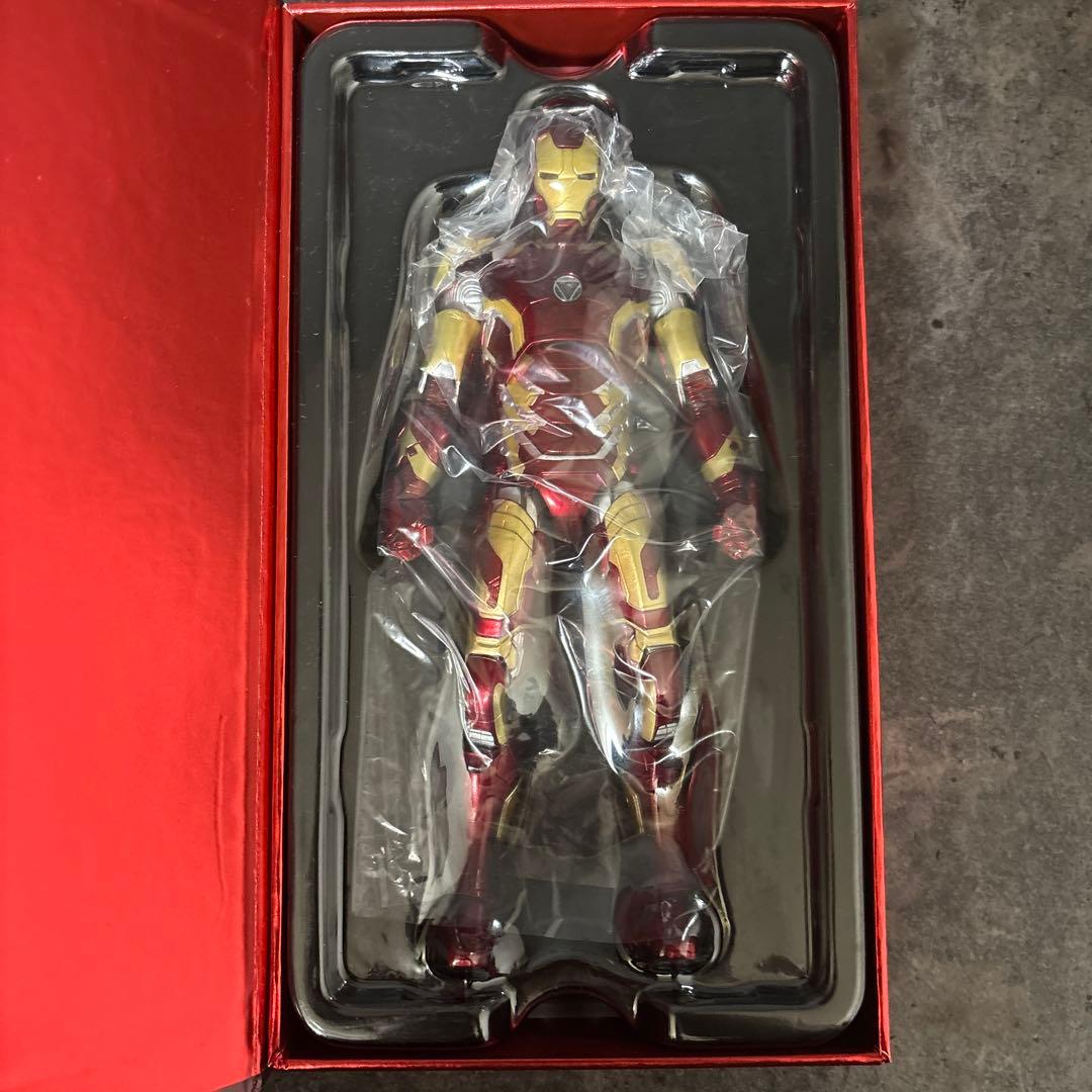 ZDTOYS 1/10 アイアンマン マーク43 IRONMAN 中動玩具