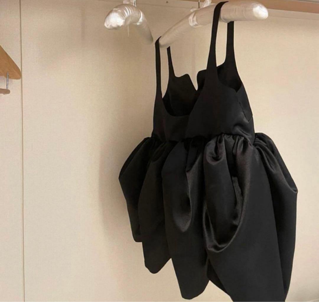 トップス Bibiy BIANCA TOP BLACK