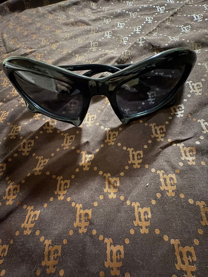 小物 BAT RECTANGLE BALENCIAGA