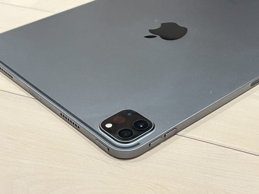 美品 iPad Pro 11インチ 第3世代 256GB ケース付き