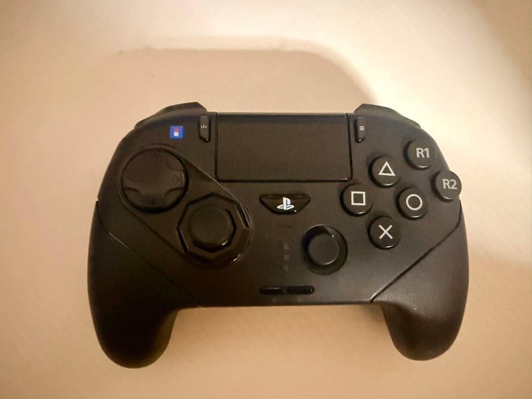 Fighting Commander OCTA Pro PS5用コントローラー