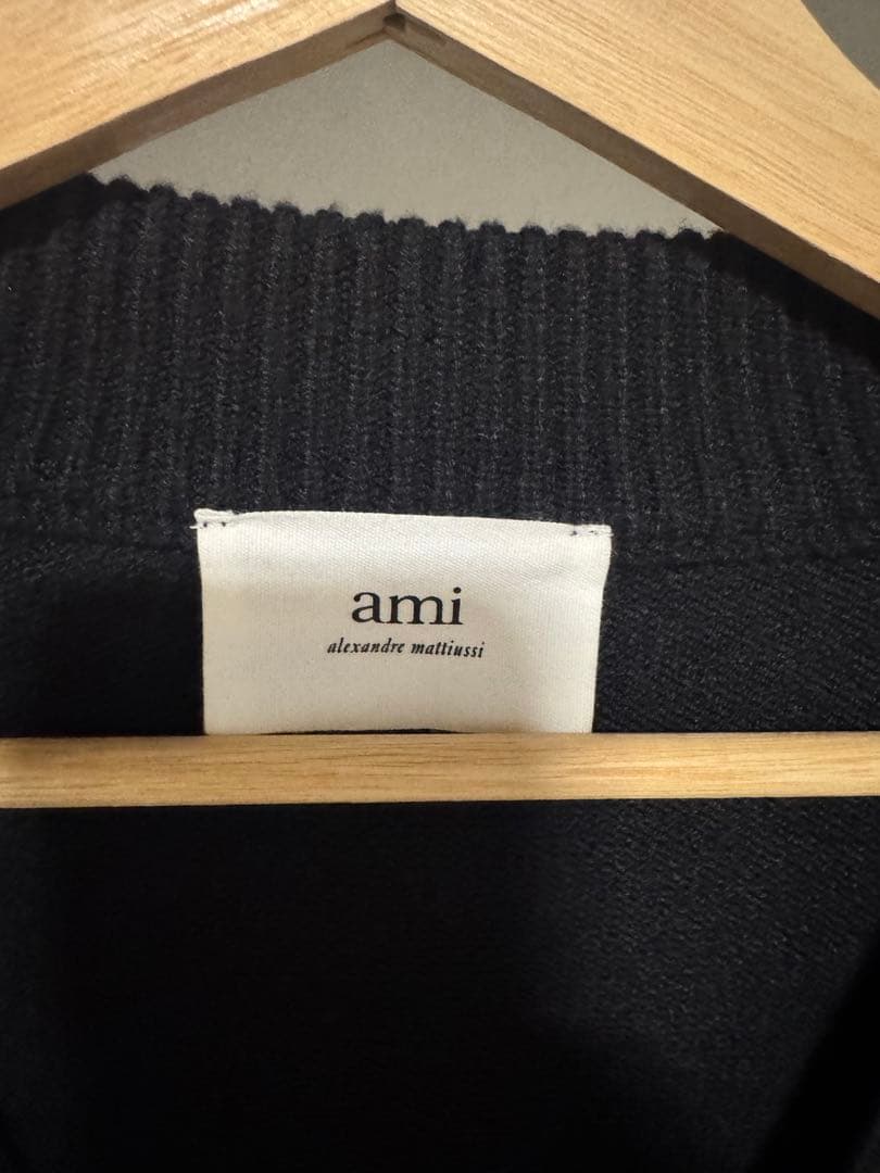 ブラック Amiparisアミパリス カーディガン ニットセーター サイズM