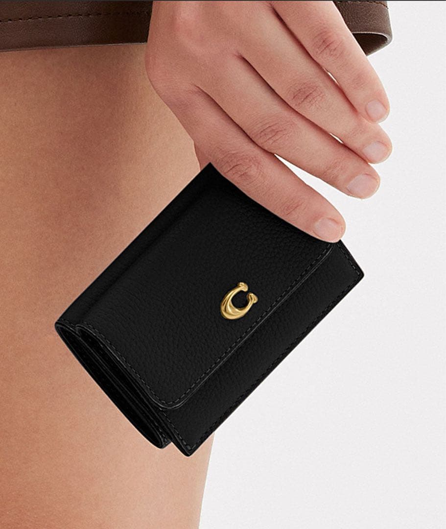 COACHブラックレザー三つ折り財布