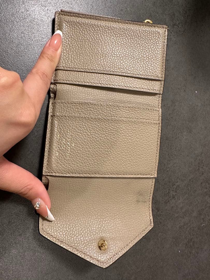Louis Vuitton ベージュ 三つ折り財布