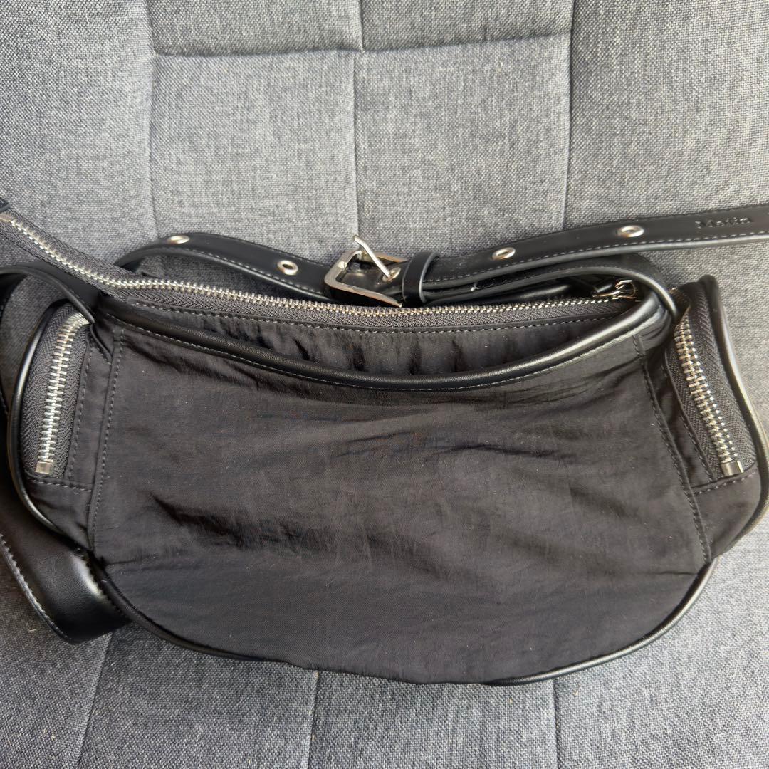バッグ MARTIN KIM MADELEINE ROUND BAG IN BLACK