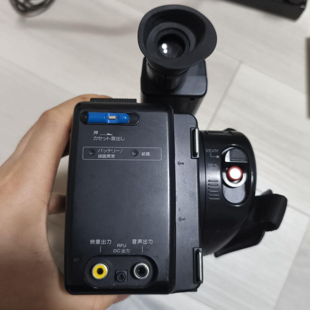 SONY CCD-V30 ハンディカム ビデオカメラ