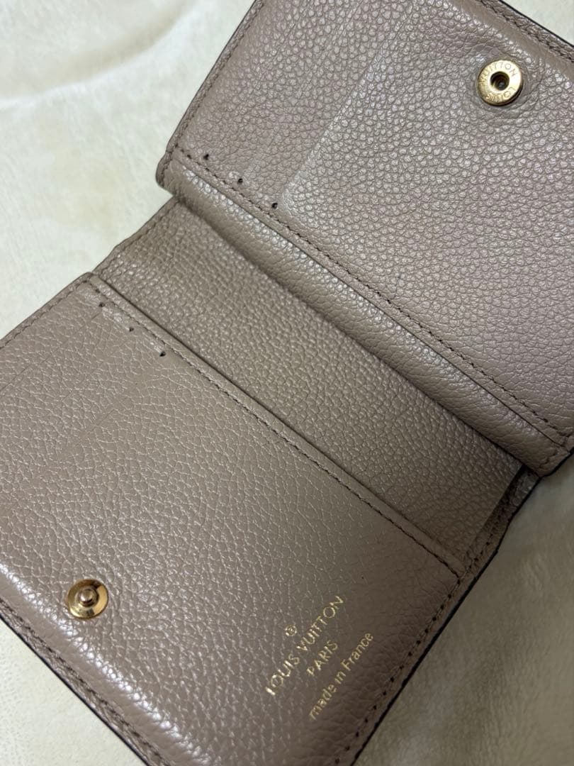 LOUIS VUITTONポルトフォイユ クレア アンプラント 二つ折り財布