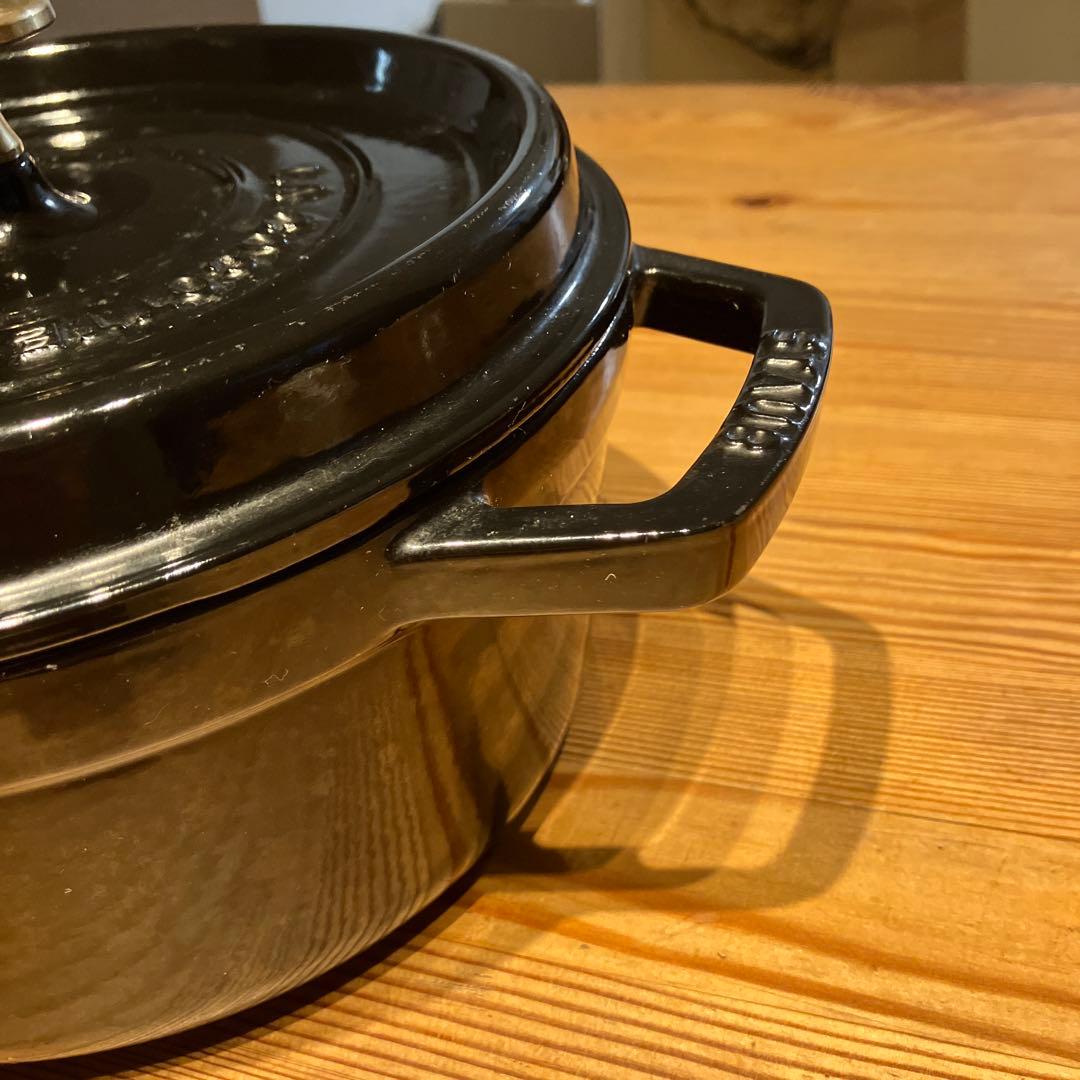 STAUB 22cm 黒 ピコ・ココット ラウンド 22CM シャイニーブラック