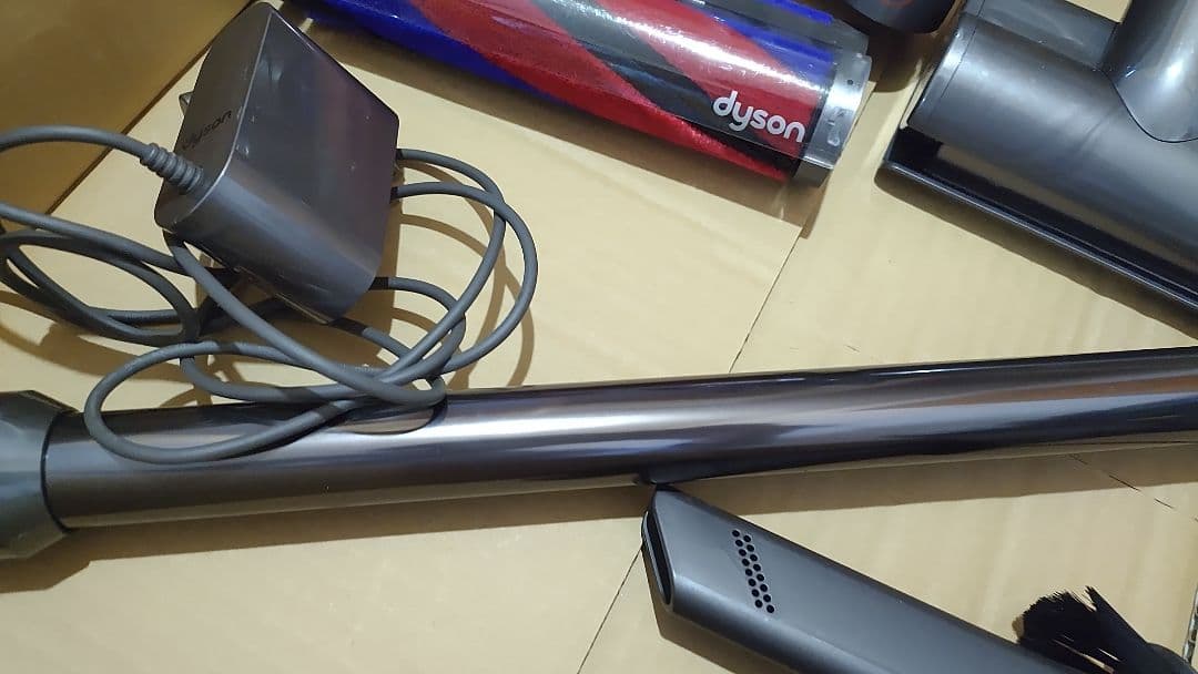 Dyson sv21 コードレススティッククリーナー