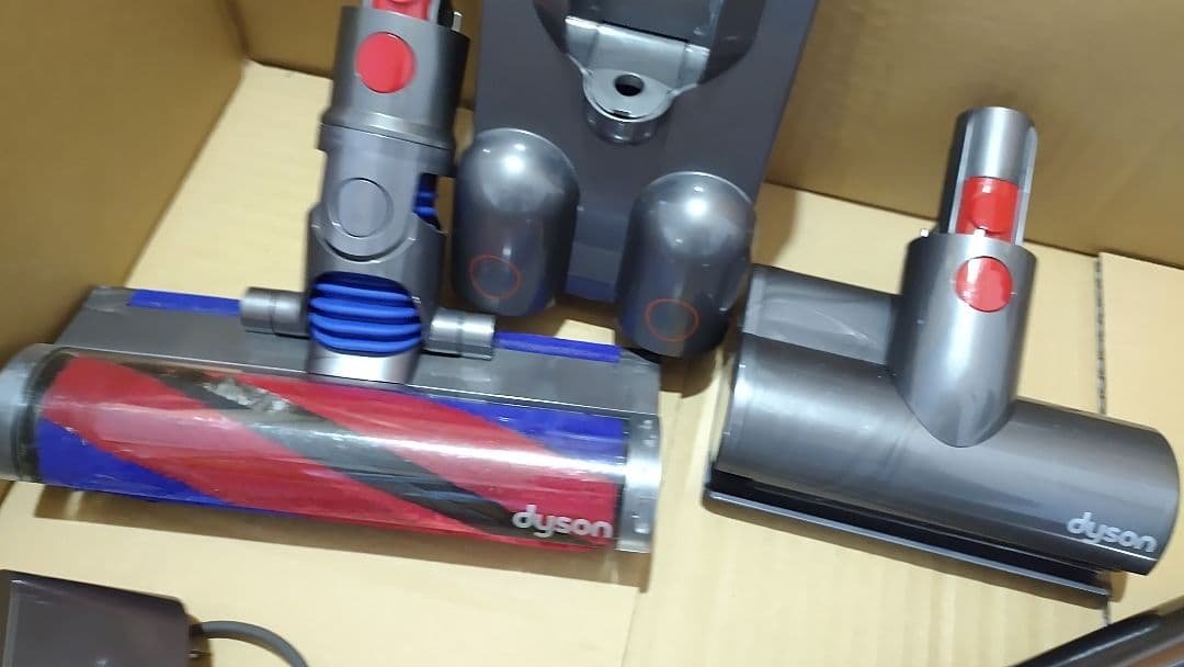 Dyson sv21 コードレススティッククリーナー
