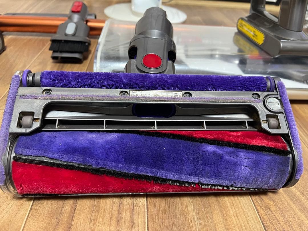 Dyson - ダイソン V10 (sv12) コードレス掃除機 付属品付