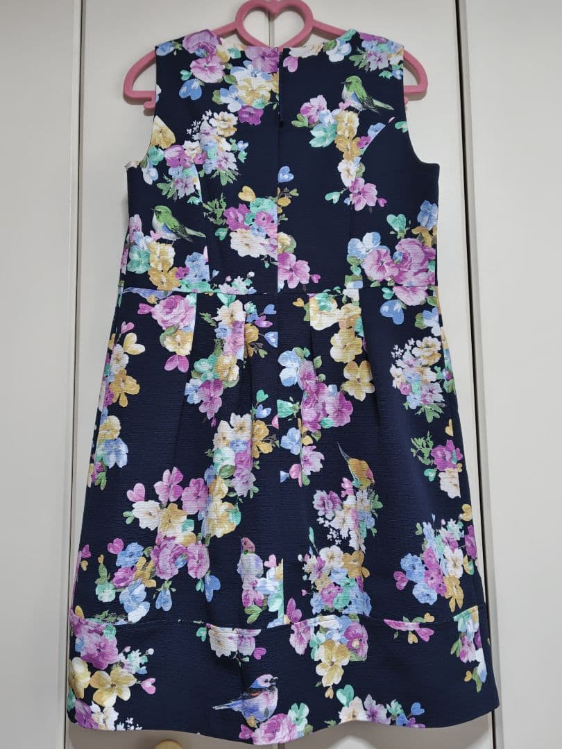 SALE♡ローズティアラ♡ 小鳥フラワー柄ワンピース♡ネイビー♡大きいサイズ♡