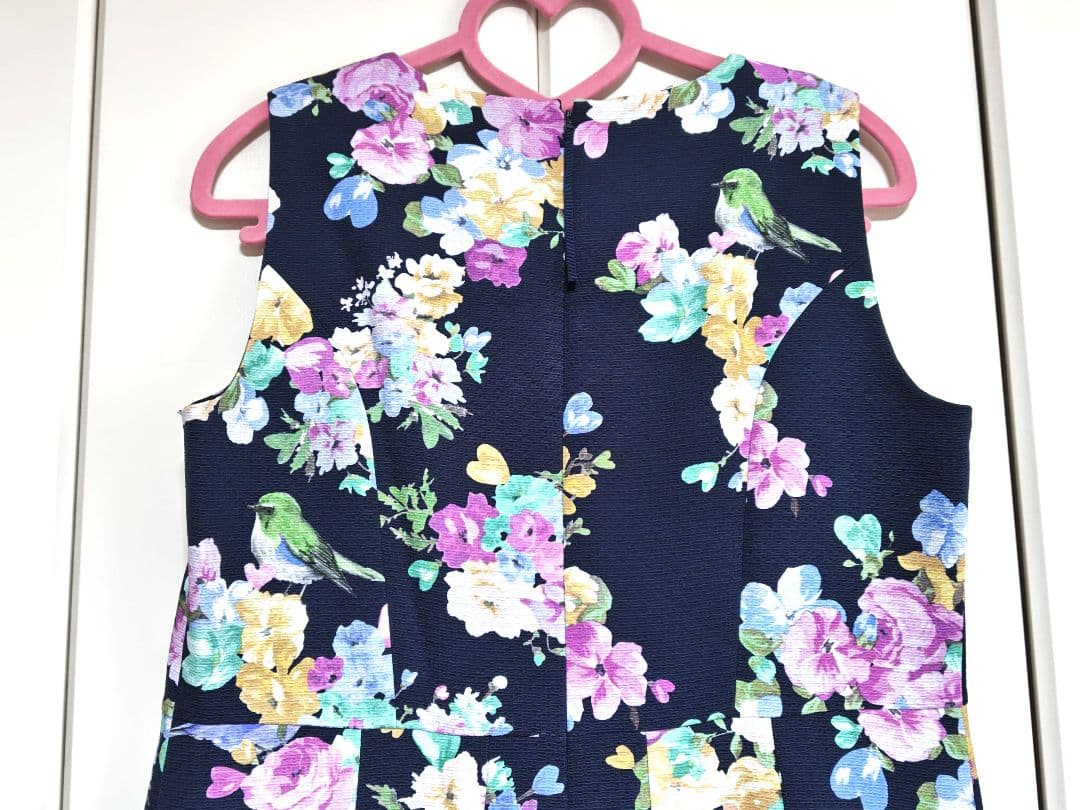 SALE♡ローズティアラ♡ 小鳥フラワー柄ワンピース♡ネイビー♡大きいサイズ♡