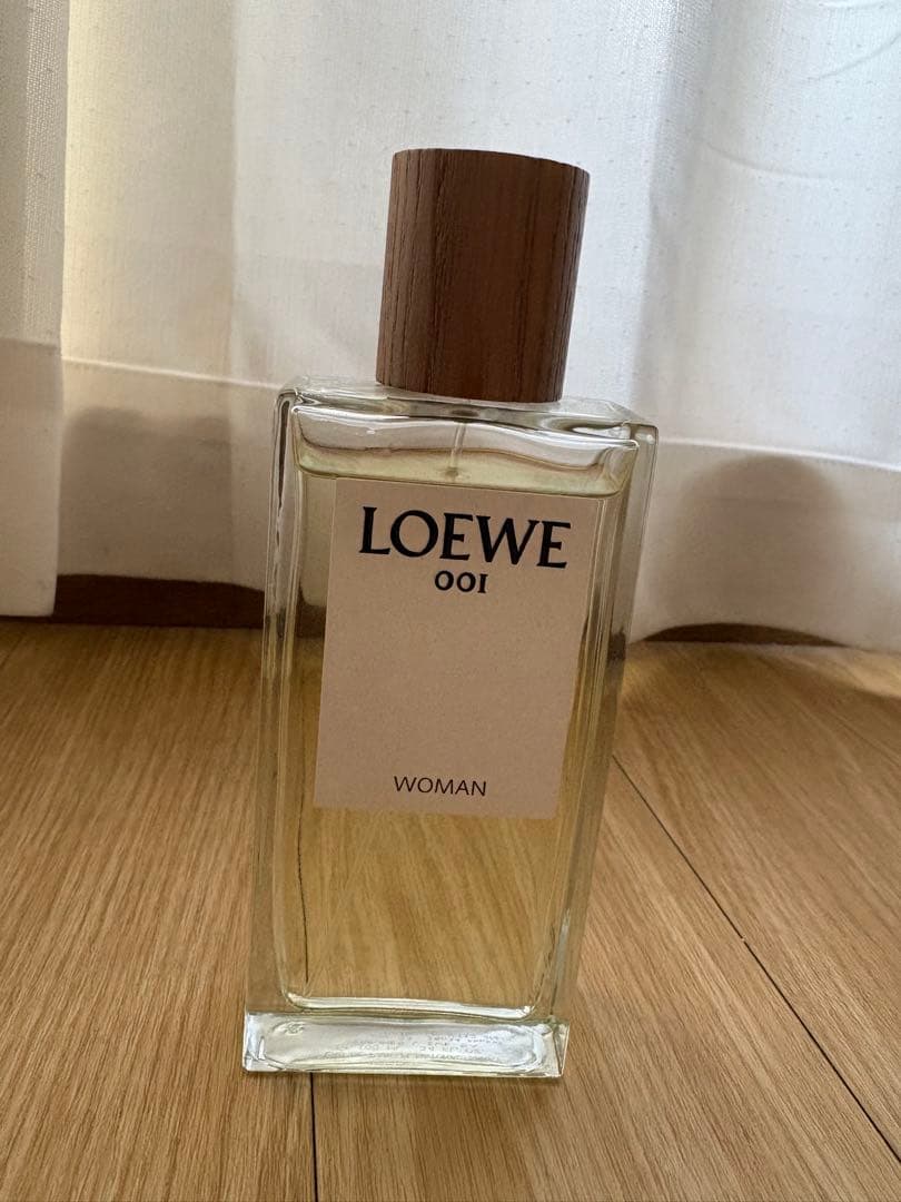 ロエベ　オードドゥパルファン　001ウーマン　100ml
