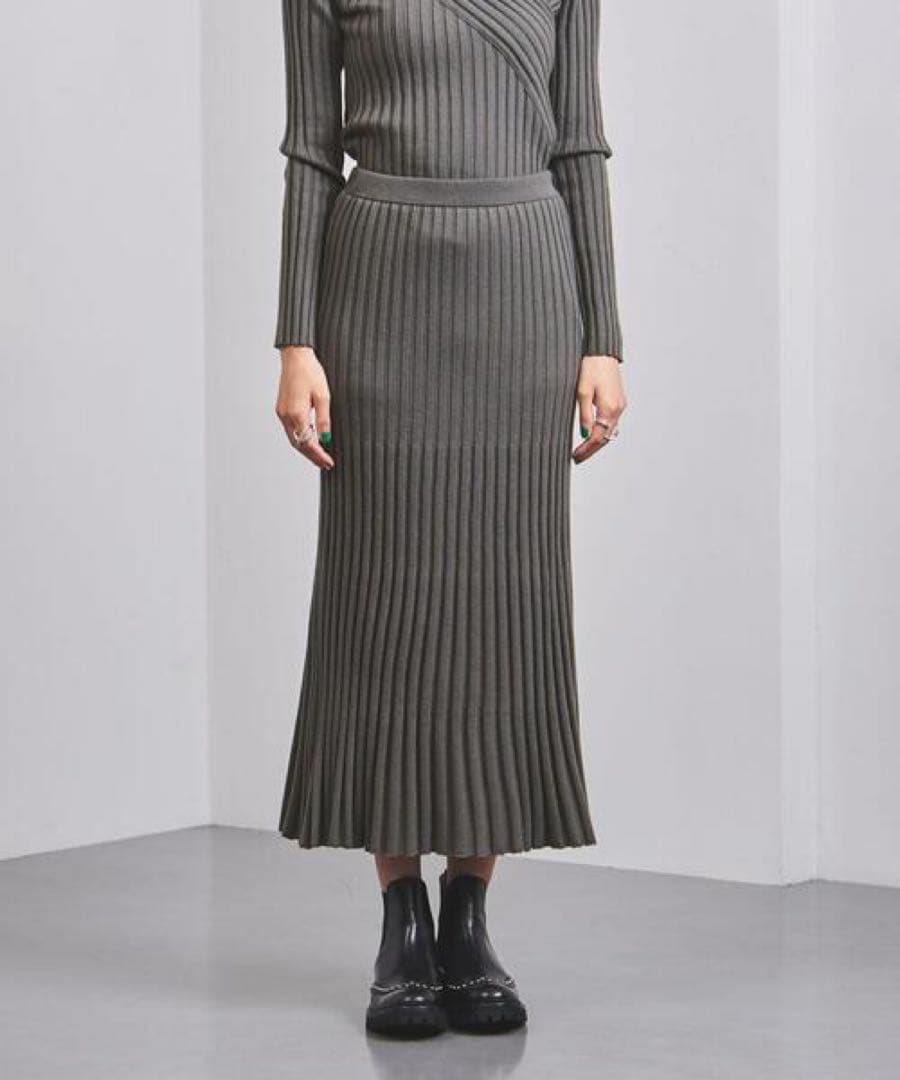 【新品】リブフレアスカート ホワイト UNITED ARROWS ¥18,700