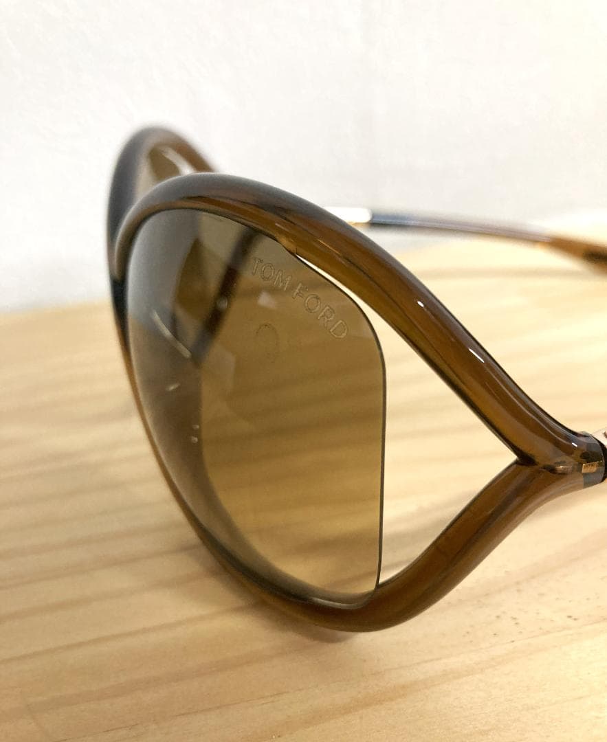 【美品】TOM FORD レディースサングラス　ブラウン　TF9 WHITNEY