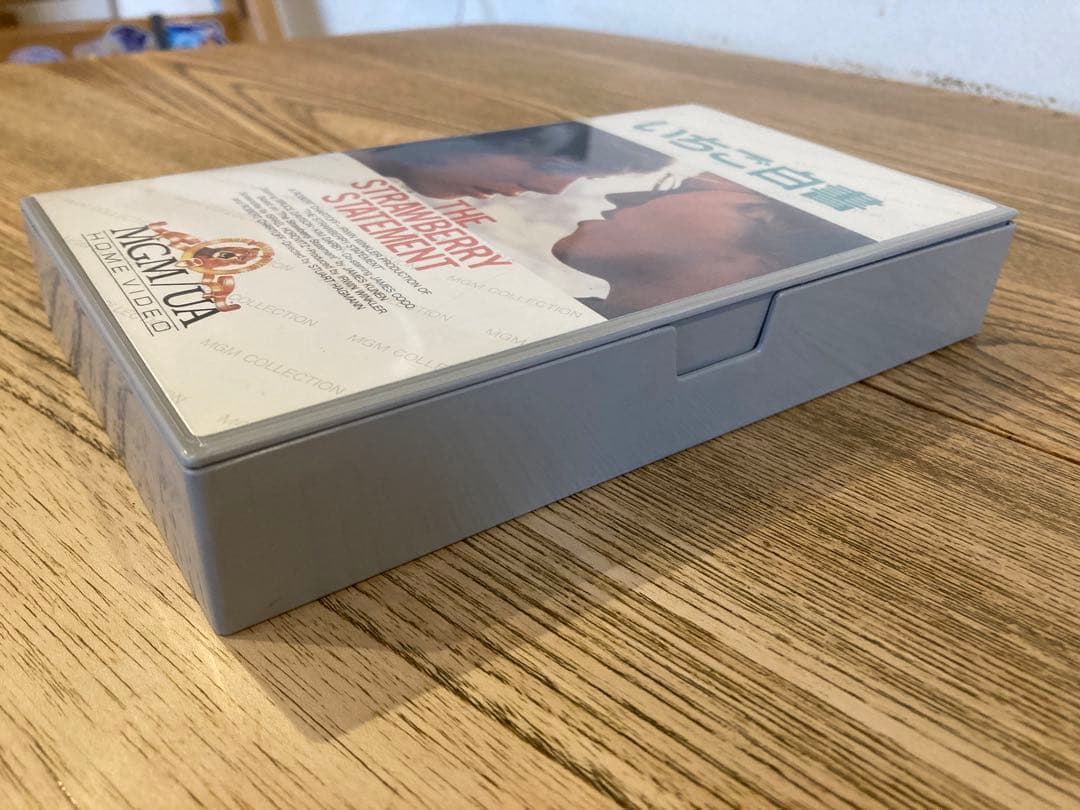 VHS いちご白書 ビデオ THE STRAWBERRY STATEMENT