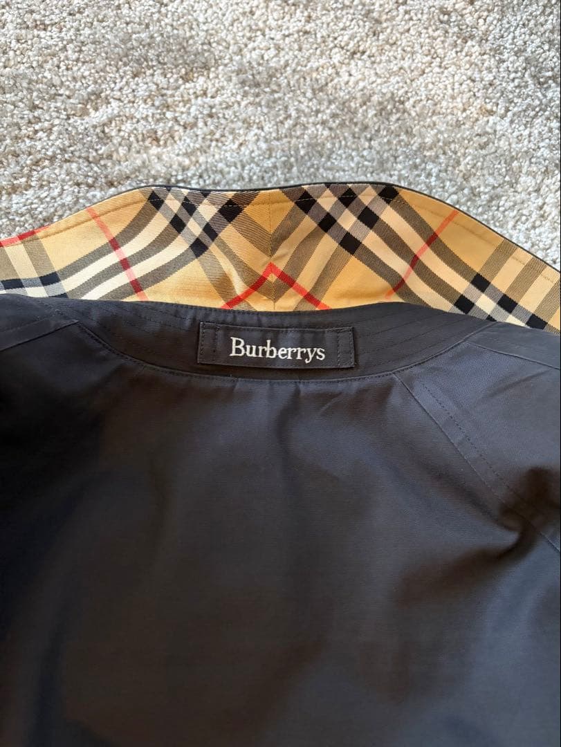 Burberrysヴィンデージバーバリーズ　トレンチコート　ブラック