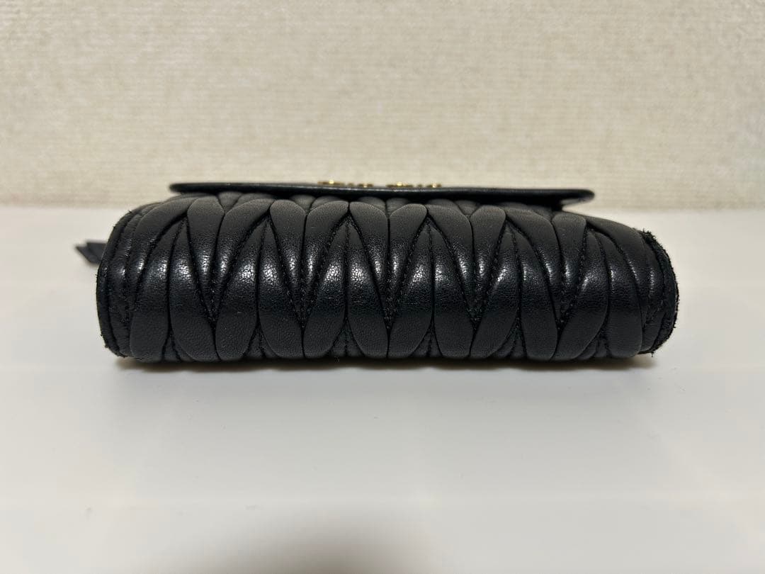 miumiu 折り財布 マテラッセ ブラック