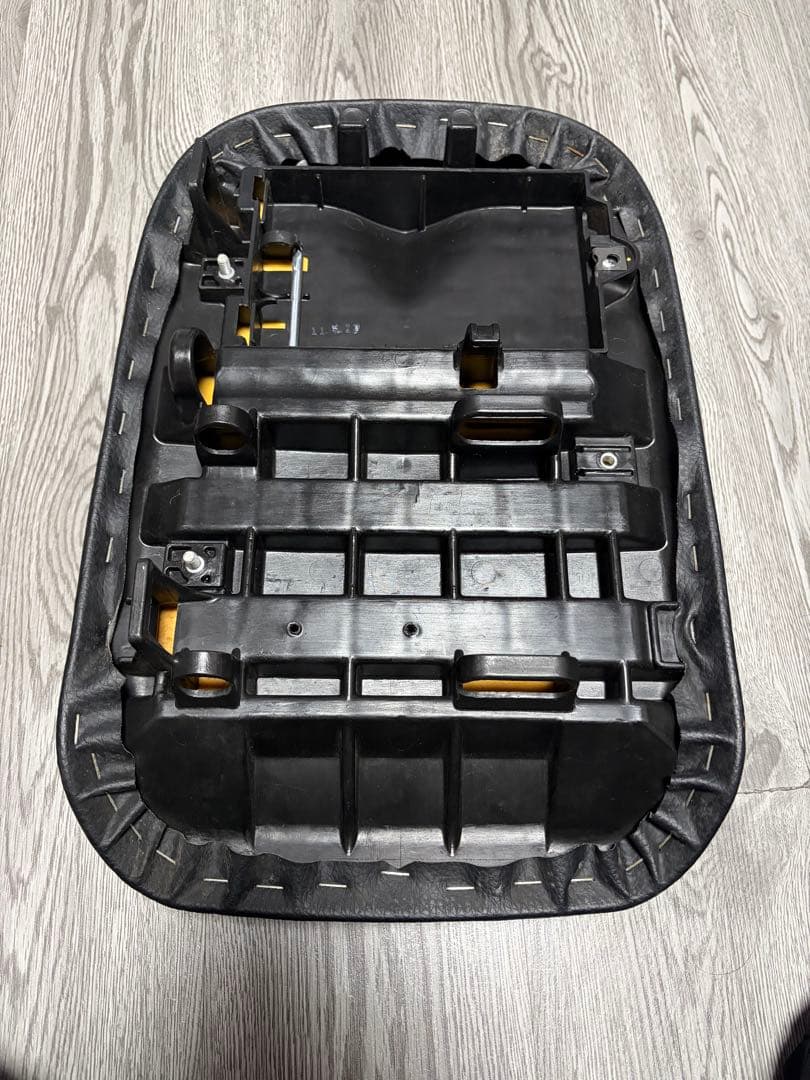 ホンダ　ズーマー　シート　中古　ブラック
