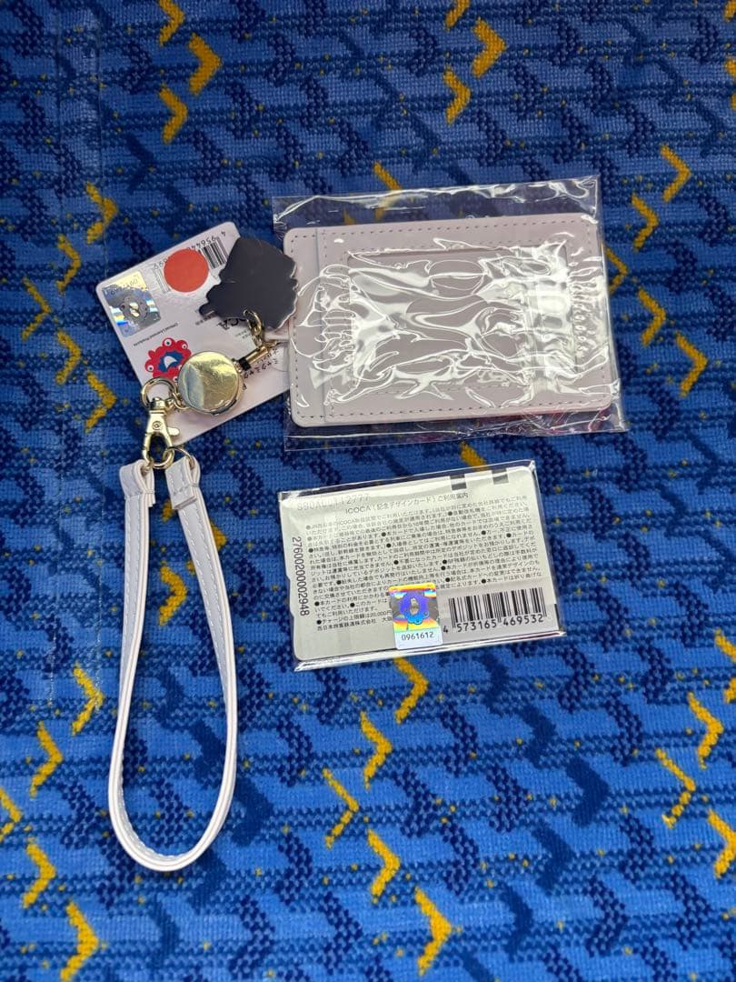 関西万博会場内限定ICOCA合皮パスケースストラップ付き減額してません、