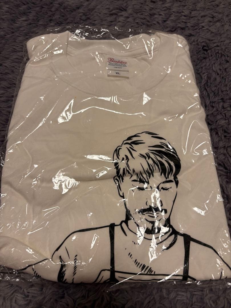 大分トリニータ　クラファン選手デザインTシャツ　【伊佐耕平】