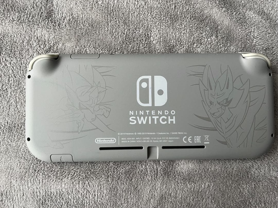 Nintendo Switch Lite ザシアン・ザマゼンタ　充電器付き箱無し