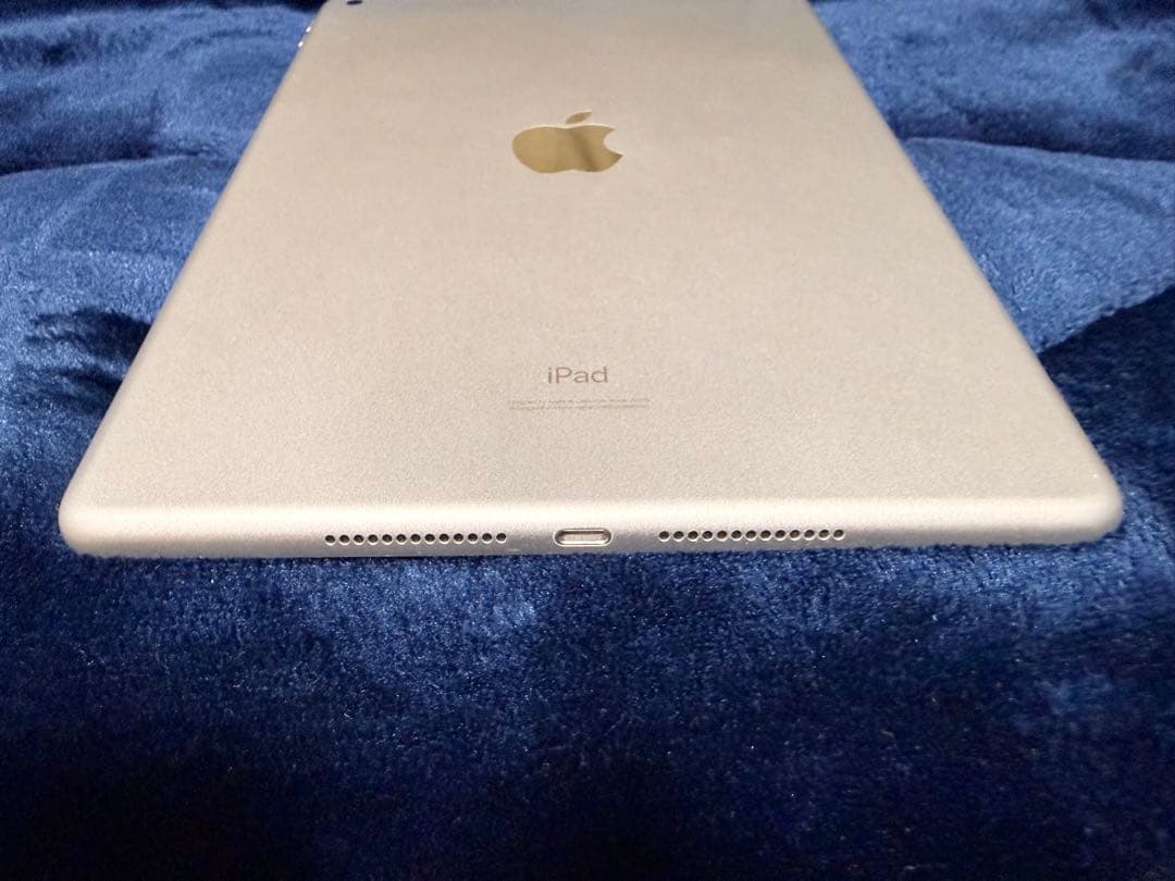 iPad 第8世代　32g 箱有り　wi-fiモデル