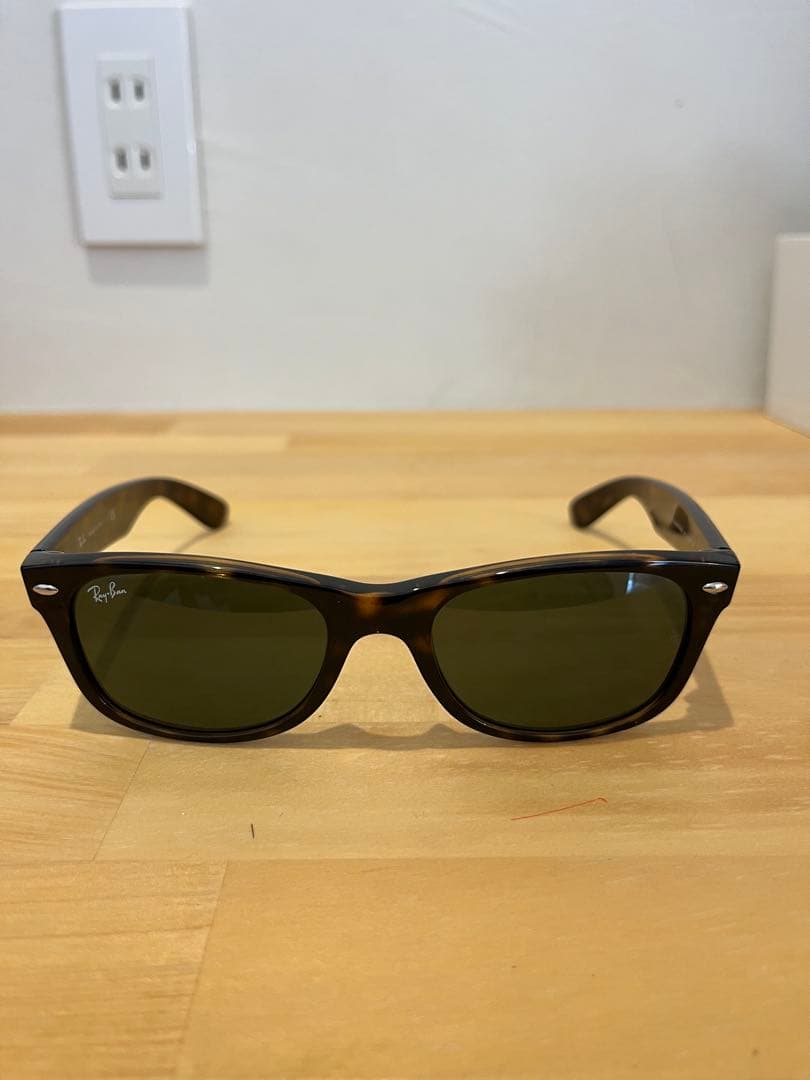 渡*辺様 レイバン　RB2132 NEW WAYFARER