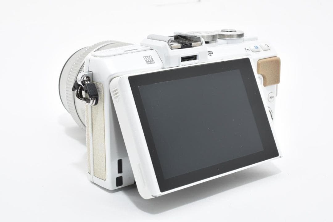 【箱付き】 OLYMPUS オリンパス Pen E-PL7 ミラーレス一眼カメラ