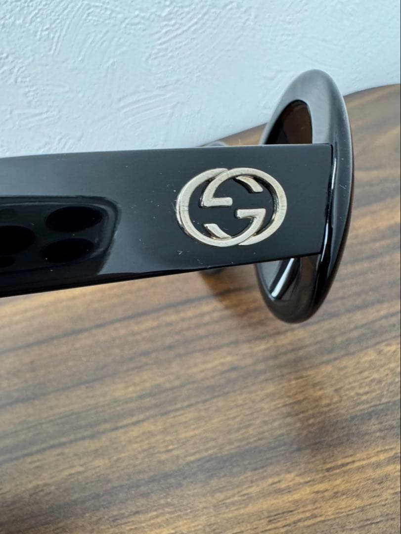 GUCCI オールド サングラス GG2401 インターロッキング