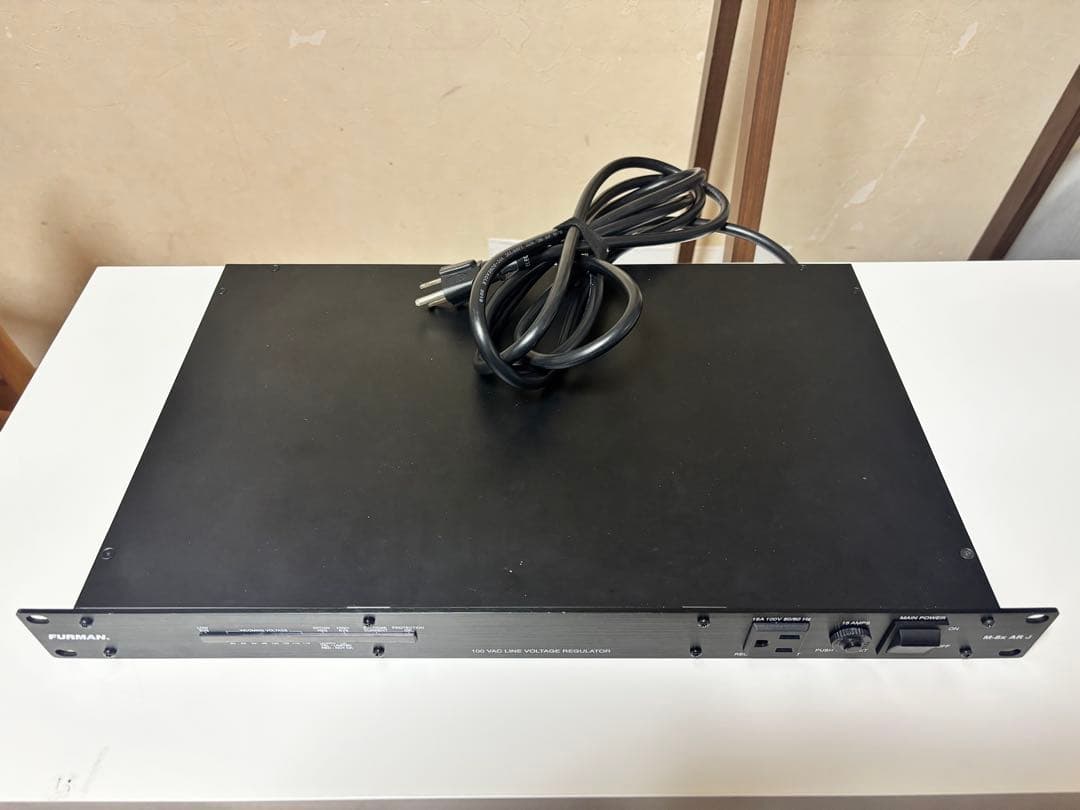 FURMAN M-8X AR J （日本国内仕様）100V安定化電源