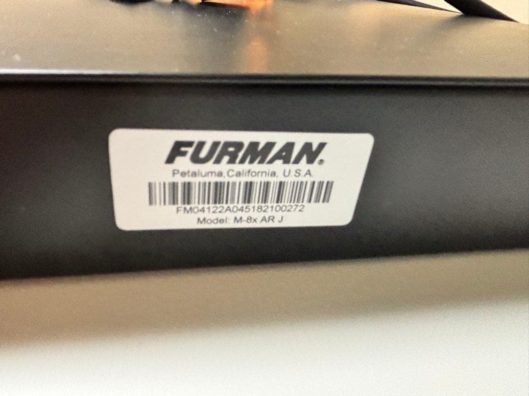 FURMAN M-8X AR J （日本国内仕様）100V安定化電源