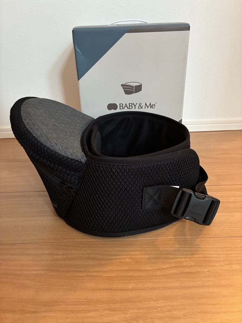 【使用一度のみ】baby&meヒップシート ブラックberen hipseat