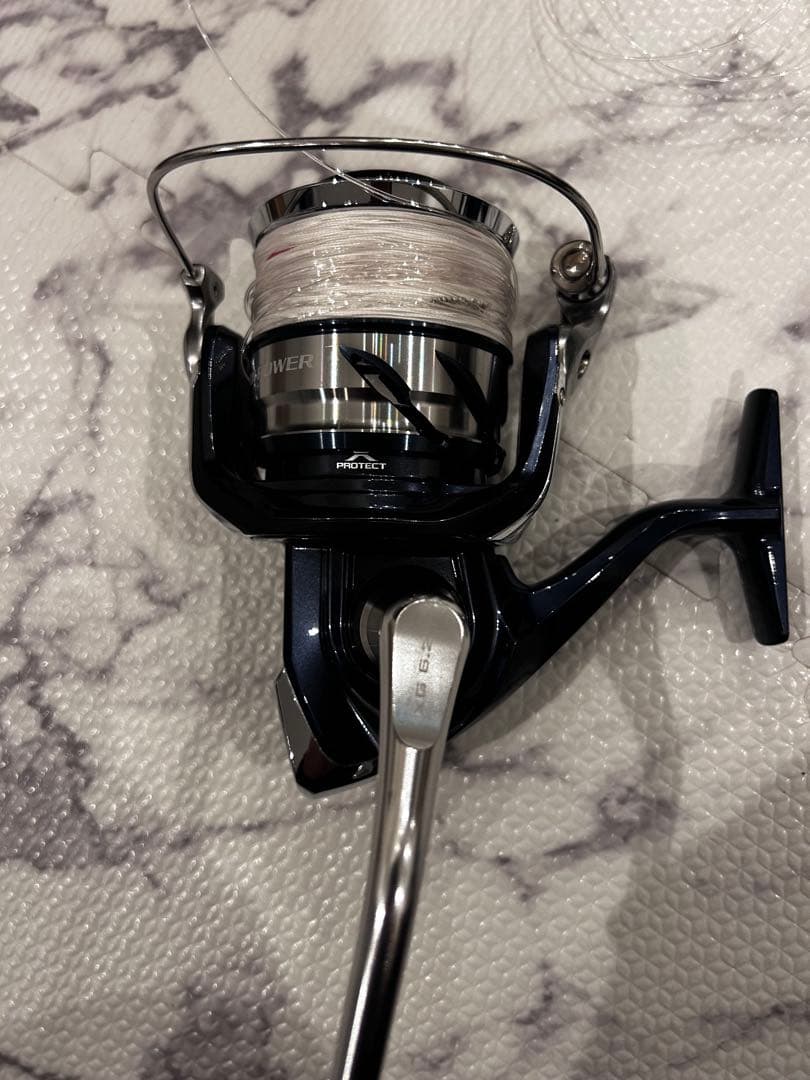 シマノ　21TWIN POWER SW14000XG スピニングリール
