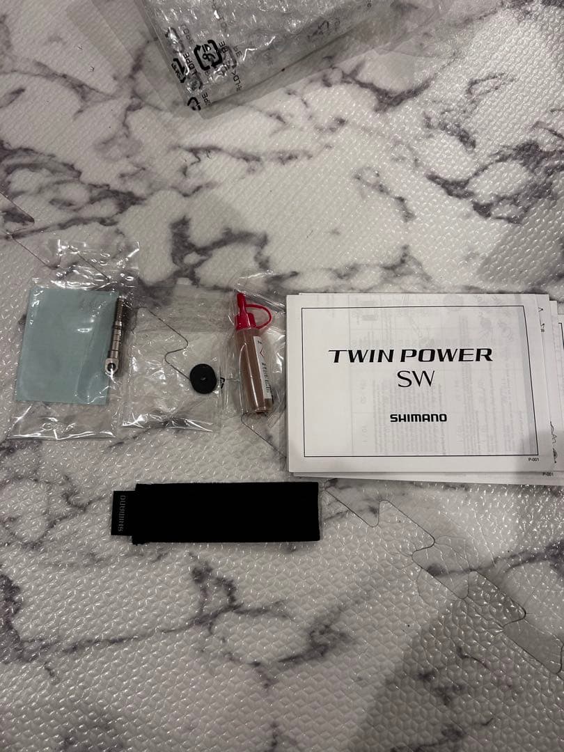 シマノ　21TWIN POWER SW14000XG スピニングリール