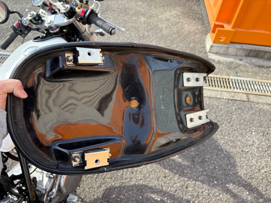 デイトナ　コージーシート　ショートロー　SR400.SR500